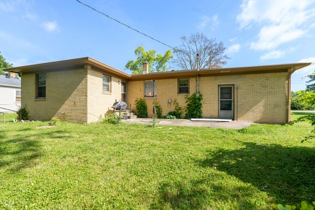 8813 E 16th Street, Indianapolis, IN 46219