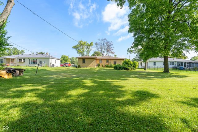 8813 E 16th Street, Indianapolis, IN 46219