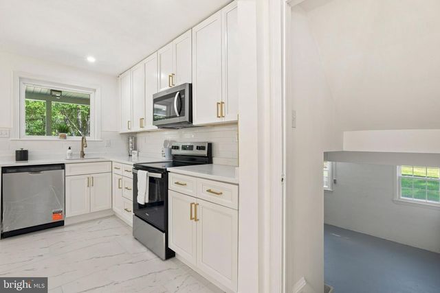 8509 SCHULTZ RD, Clinton, MD 20735