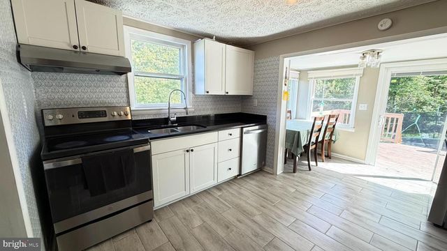 45 FIGGINS RD, Front Royal, VA 22630