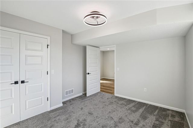 316 NE 51 Road, Warrensburg, MO 64093