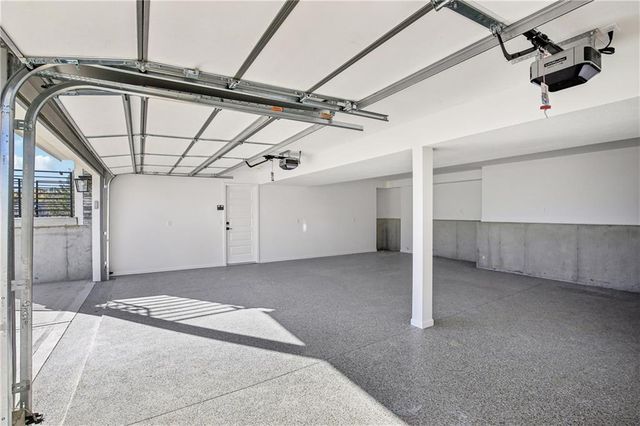 316 NE 51 Road, Warrensburg, MO 64093