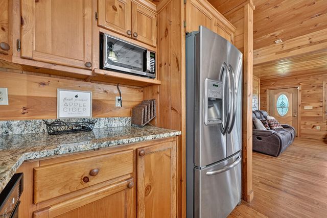 220 Chat-A-While Lane, Morganton, GA 30560