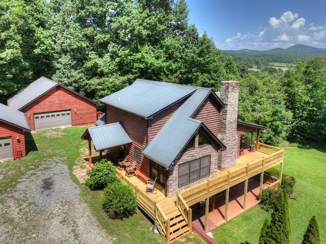 220 Chat-A-While Lane, Morganton, GA 30560