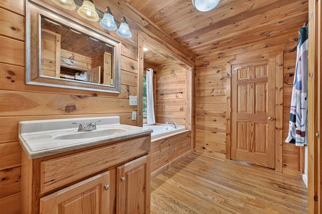 220 Chat-A-While Lane, Morganton, GA 30560