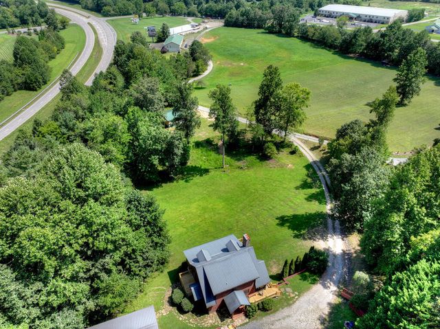 220 Chat-A-While Lane, Morganton, GA 30560