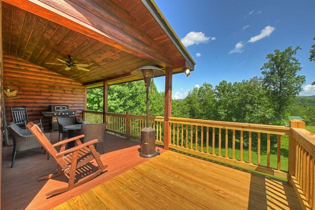 220 Chat-A-While Lane, Morganton, GA 30560