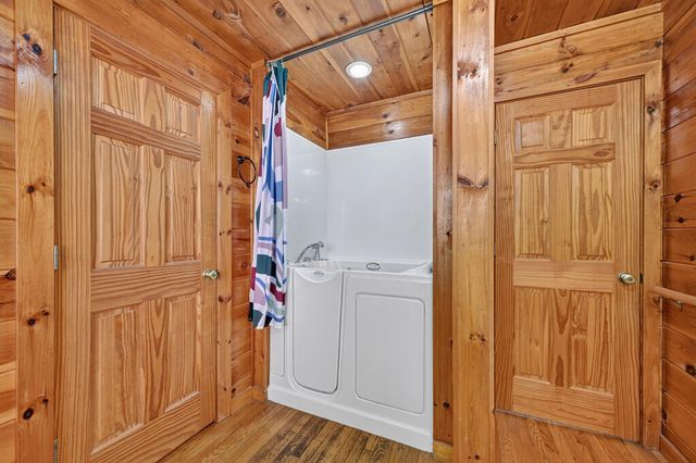 220 Chat-A-While Lane, Morganton, GA 30560