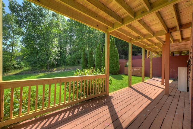 220 Chat-A-While Lane, Morganton, GA 30560