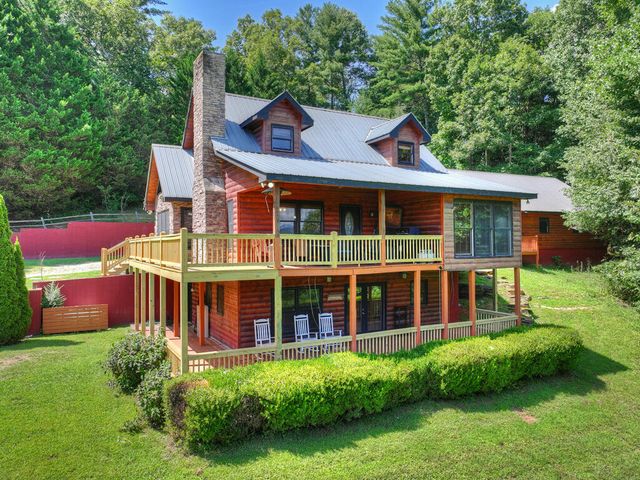 220 Chat-A-While Lane, Morganton, GA 30560