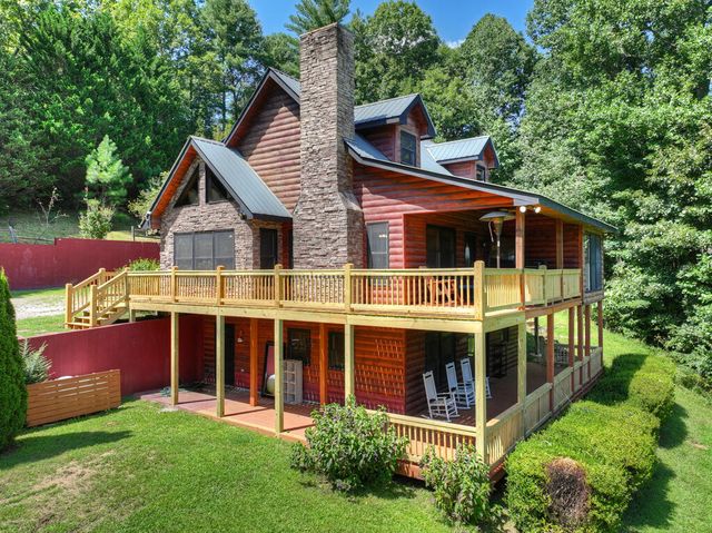 220 Chat-A-While Lane, Morganton, GA 30560