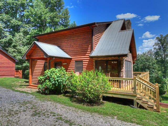 220 Chat-A-While Lane, Morganton, GA 30560