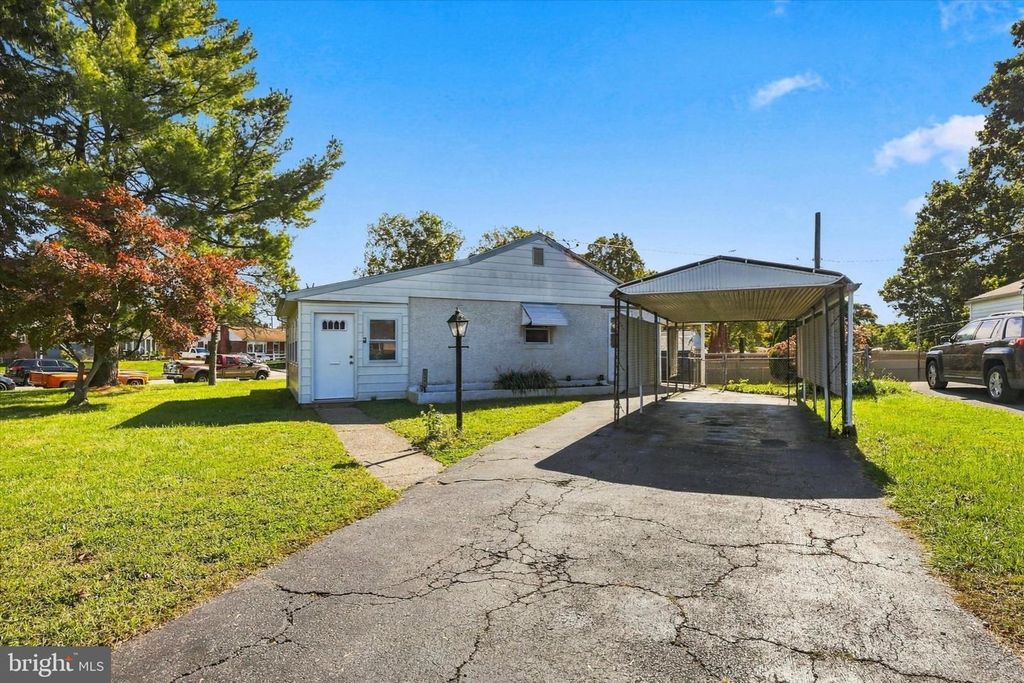2105 N BENT LN, ASTON, PA 19014 — photo 3