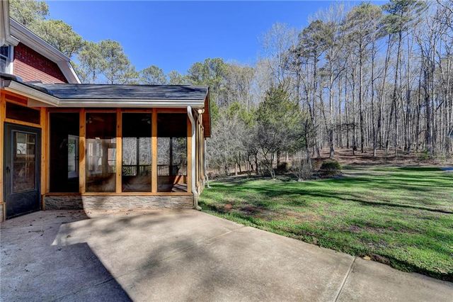 60 Hickory Hill Drive, Oxford, GA 30054