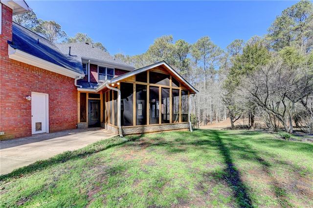 60 Hickory Hill Drive, Oxford, GA 30054