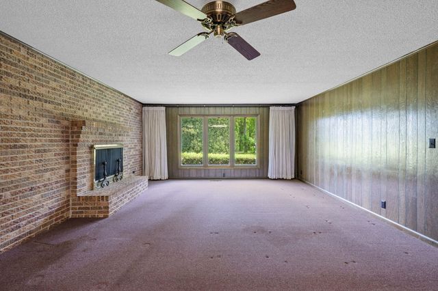 9113 Edgewater Road, Chattanooga, TN 37416