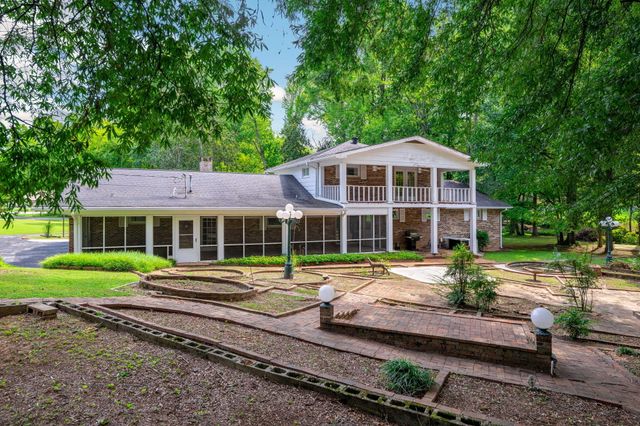 9113 Edgewater Road, Chattanooga, TN 37416
