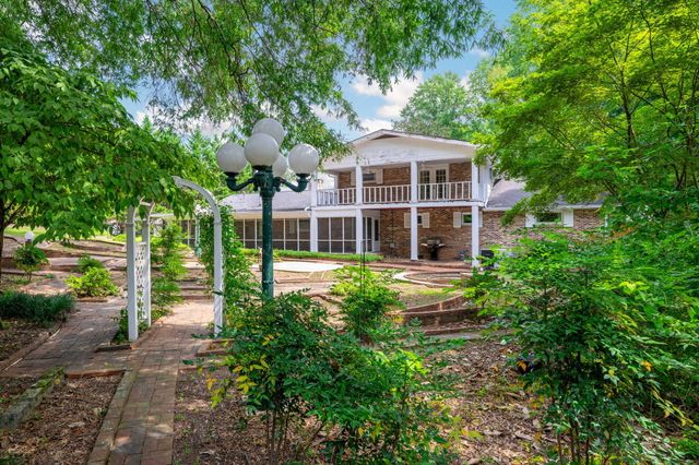 9113 Edgewater Road, Chattanooga, TN 37416