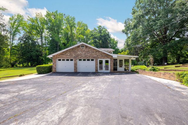 9113 Edgewater Road, Chattanooga, TN 37416