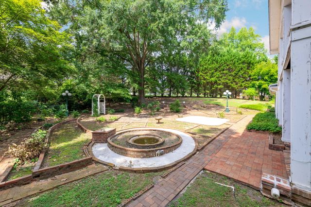 9113 Edgewater Road, Chattanooga, TN 37416