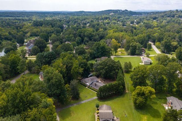 9113 Edgewater Road, Chattanooga, TN 37416