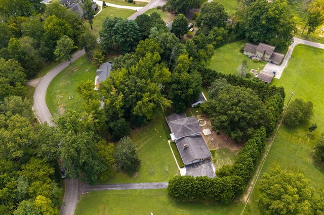 9113 Edgewater Road, Chattanooga, TN 37416