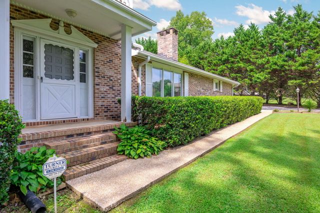 9113 Edgewater Road, Chattanooga, TN 37416