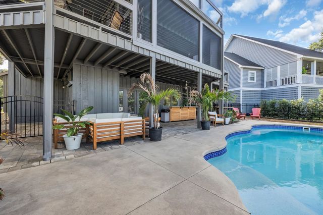 527 Mount Gilead Rd., Murrells Inlet, SC 29576