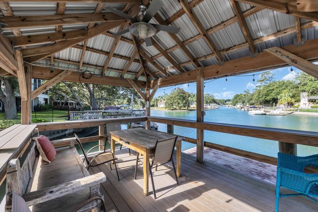 527 Mount Gilead Rd., Murrells Inlet, SC 29576