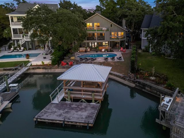 527 Mount Gilead Rd., Murrells Inlet, SC 29576