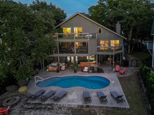 527 Mount Gilead Rd., Murrells Inlet, SC 29576
