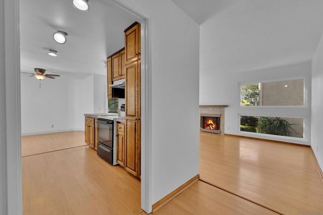 2308 Altisma Way 118, Carlsbad, CA 92009