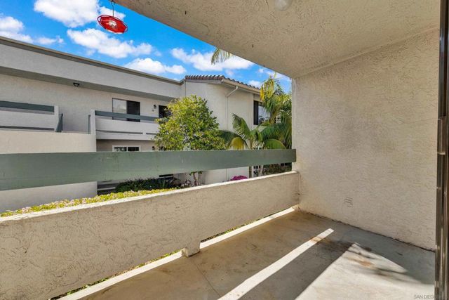 2308 Altisma Way 118, Carlsbad, CA 92009