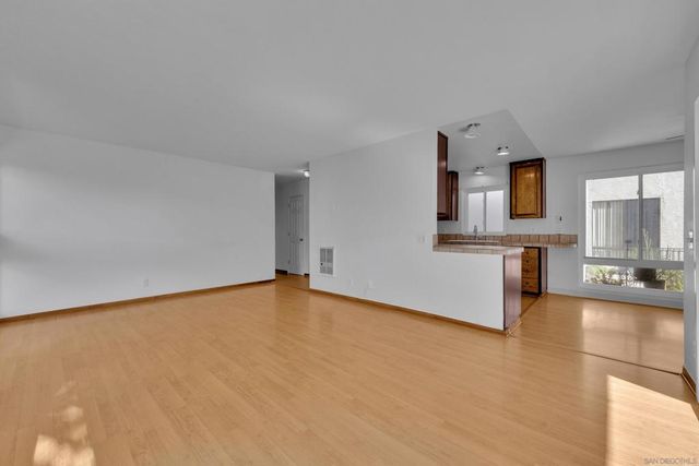 2308 Altisma Way 118, Carlsbad, CA 92009