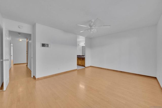 2308 Altisma Way 118, Carlsbad, CA 92009