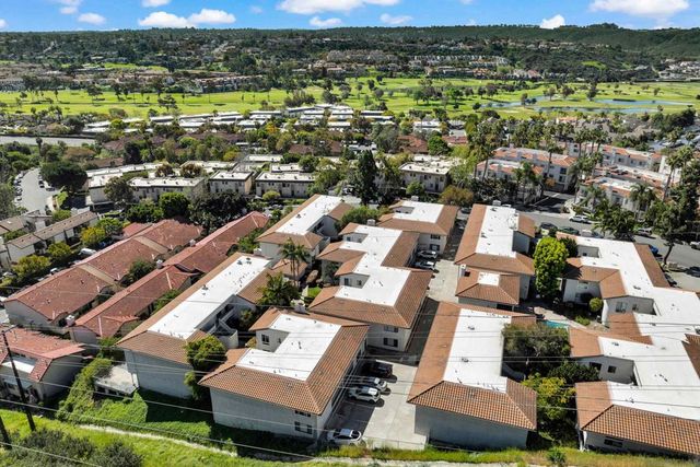 2308 Altisma Way 118, Carlsbad, CA 92009