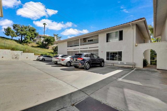 2308 Altisma Way 118, Carlsbad, CA 92009