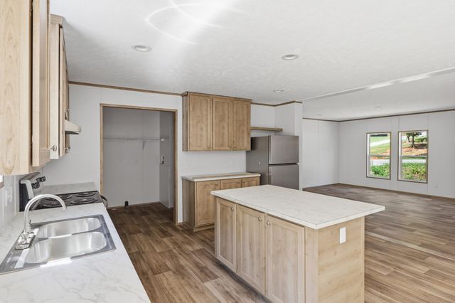 212 Gibson Road, Spartanburg, SC 29302