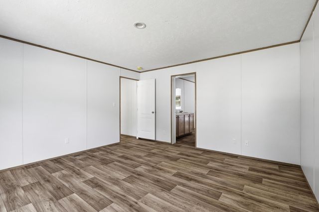 212 Gibson Road, Spartanburg, SC 29302
