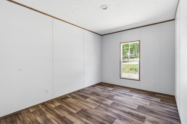 212 Gibson Road, Spartanburg, SC 29302