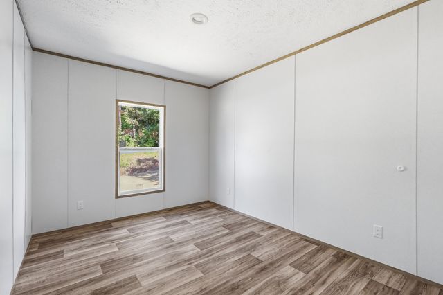 212 Gibson Road, Spartanburg, SC 29302