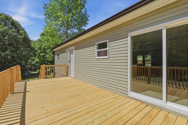 212 Gibson Road, Spartanburg, SC 29302