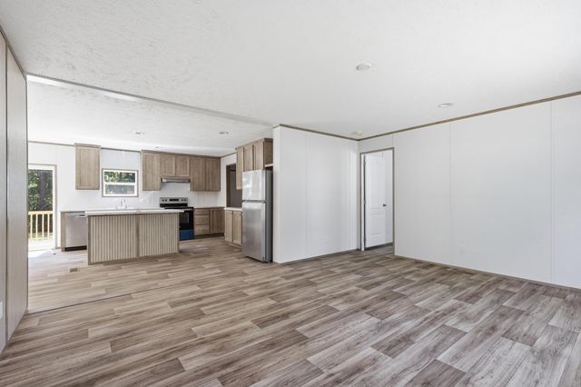 212 Gibson Road, Spartanburg, SC 29302