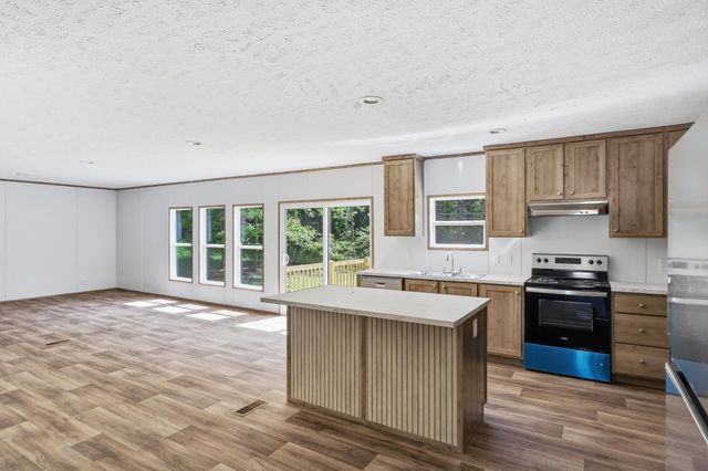 212 Gibson Road, Spartanburg, SC 29302