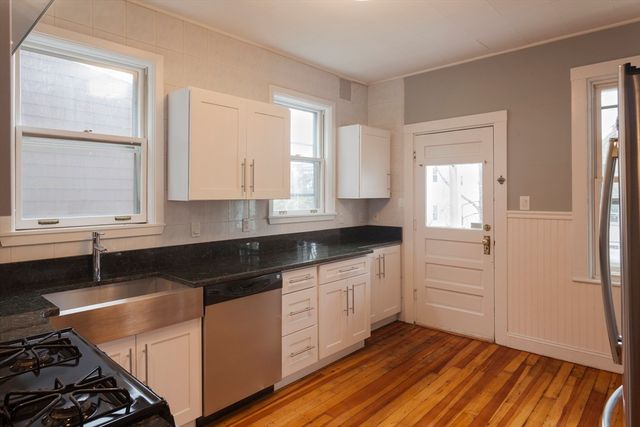 38 Cherry St 1, Somerville, MA 02144