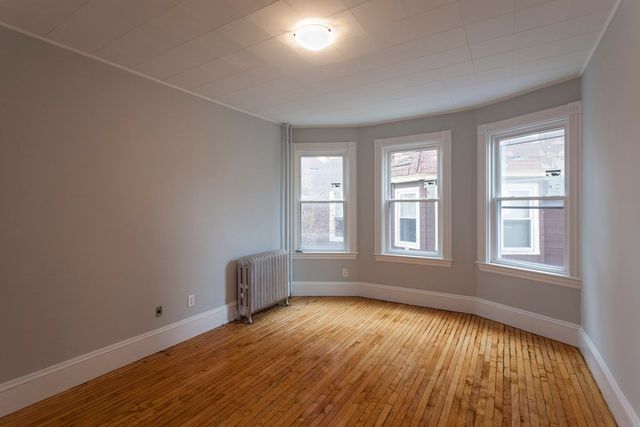 38 Cherry St 1, Somerville, MA 02144