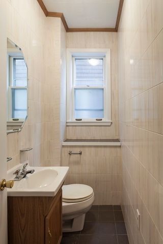 38 Cherry St 1, Somerville, MA 02144