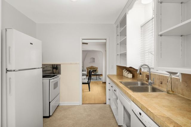 5904 Minnetonka Boulevard, Saint Louis Park, MN 55416