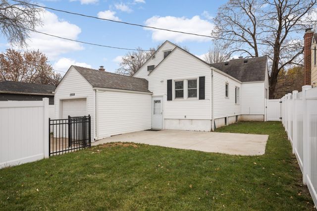 5904 Minnetonka Boulevard, Saint Louis Park, MN 55416