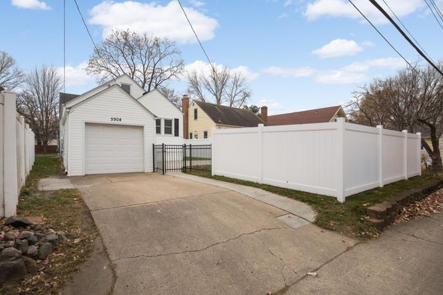 5904 Minnetonka Boulevard, Saint Louis Park, MN 55416